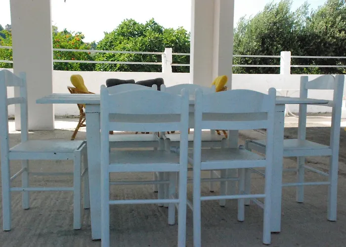 بيت للعطل Nadia's House 1